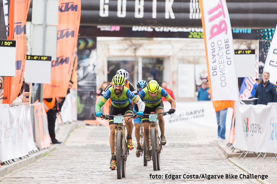 Paco Mancebo y Juan Pedro Trujillo ganan una emocionante etapa reina de Algarve Bike Challenge